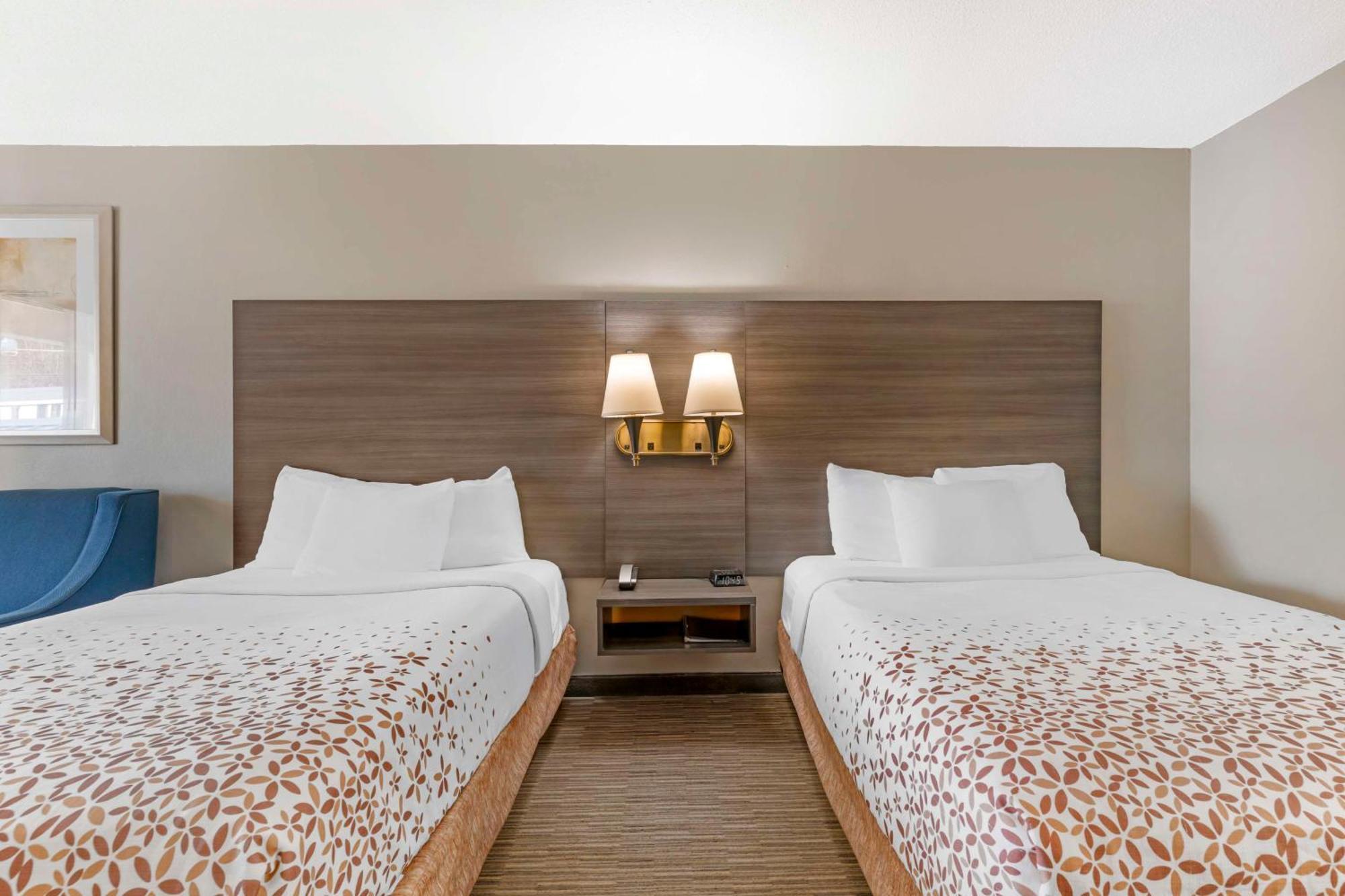 Double Room with Two Double Beds - Smoking