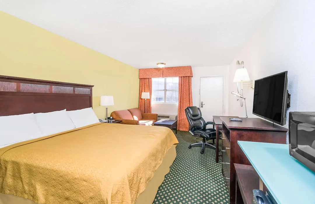 Knights Inn Chattanooga-1