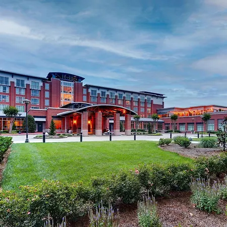 The Chattanoogan Hotel, Curio Collection By Hilton-2